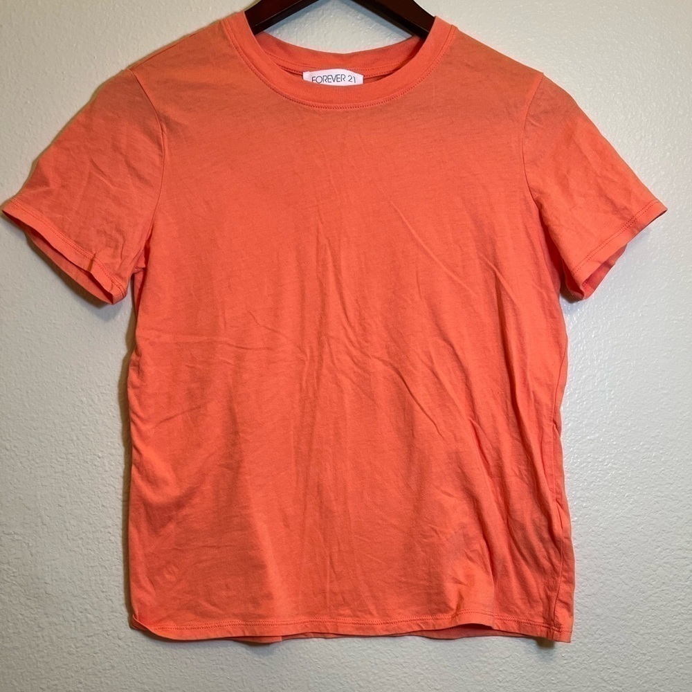 *3/$15* Forever 21 Hot Pink Tee Shirt